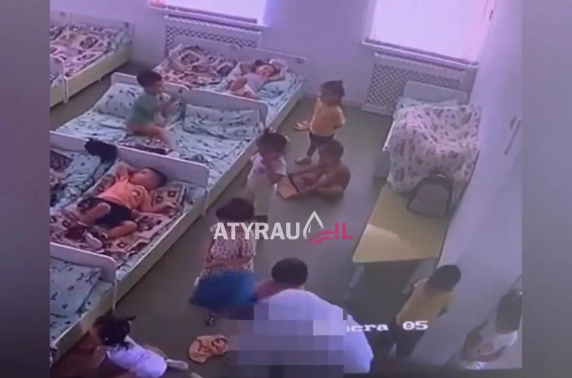 Ребенка ударили в детском саду Атырау